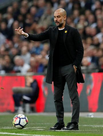 El técnico de Santpedor sigue haciendo historia después de ganar una Premier League de récords con el Manchester City, además de ganar el título en la Carabao Cup. En el club citizen, Guardiola cobra cerca de 20 millones de euros brutos por temporada.