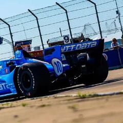 Otra remontada de Palou, sexto, en la victoria de Power