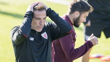 Berizzo, con Raul García