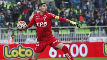 Los dolores de cabeza de Guede por el arco de Colo Colo