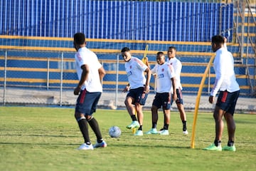 El equipo de Reinaldo Rueda se prepara para enfrentar a la Selección Argentina en Brasilia, por un lugar en la final de la Copa América.