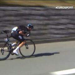 La UCI prohíbe la postura de Froome en los descensos por peligrosa