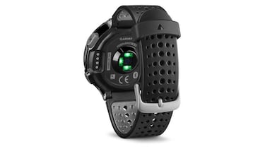 Garmin Forerunner 235: el mejor smartwatch para hacer deporte tiene 11.600 valoraciones en Amazon