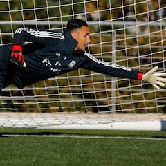 Keylor buscará salir este verano