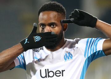 Recordado en LaLiga por su paso por el Villarreal donde estuvo cuatro temporadas. El Olympiakos
griego ha sido su ¨²ltimo equipo. Esta temporada ha metido 13 goles en la Super League 1.