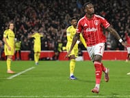 Nottingham Forest's English midfielder #07 Callum Hudson-Odoi celebrates scoring the team's first goal during the UEFA Europa League Knockout Round Play-off second-leg football match between Nottingham Forest and Fenerbahce SK at The City Ground in Nottingham, central England, on February 26, 2026. (Photo by Oli SCARFF / AFP)