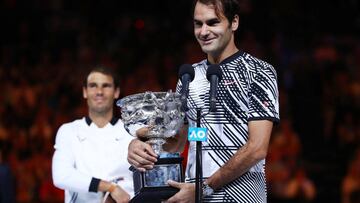 Federer: "Sigue jugando, Rafa, por favor. El tenis te necesita"