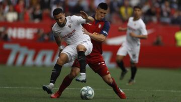 Roncaglia, en un partido de Osasuna.