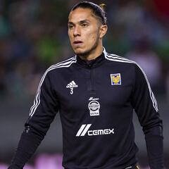 Europa podría esperar más para Carlos Salcedo