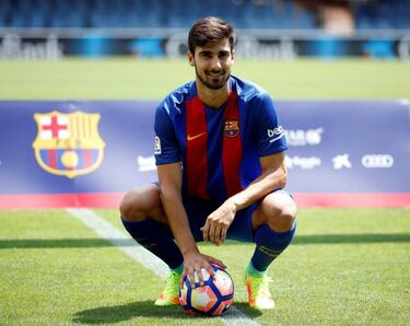 El Atleti aumenta 179M su valor de plantilla; el Valencia -49,5M
