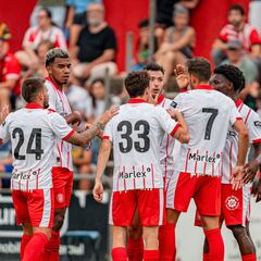 El Girona se estrena con solvencia