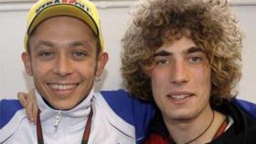Rossi recuerda a Simoncelli: "Sic, te echamos de menos"