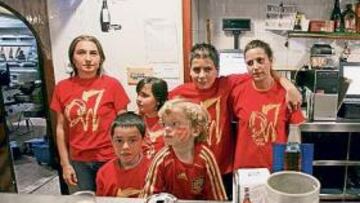 Ningún chaval en el pueblo sin la camiseta del "siete de la roja".