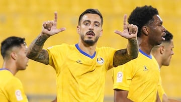 Joselu celebra un gol con Al Gharafa.