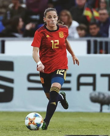 Ona Batlle jugando con la Selección Española.