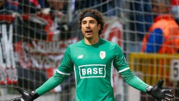 Guillermo Ochoa pide ir al Nápoles en compra definitiva