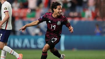 Lozano: No debería haber problema para tener a Lainez en Tokio