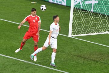 1-0. Aleksandar Mitrovic marcó el primer gol.