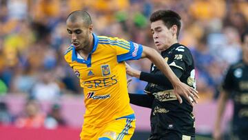 Guido Pizarro, a la izquierda.