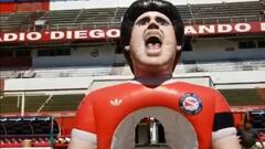 La notable manga de Argentinos para homenajear a Maradona