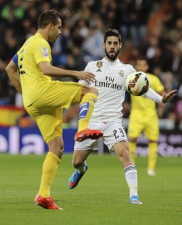 Mario Gaspar e Isco.