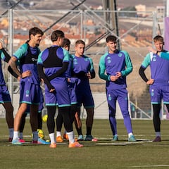 Tres jugadores del Real Valladolid serán sancionados y no jugarán en Butarque