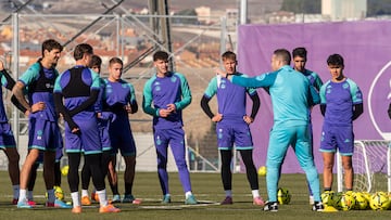 29/12/25
ENTRENAMIENTO REAL VALLADOLID GRUPO