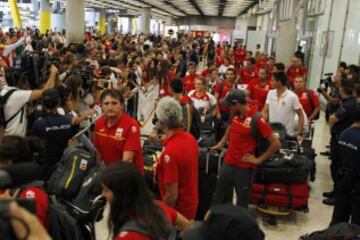 El regreso de los deportistas espa?oles de R¨ªo en im¨¢genes