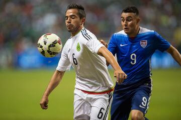 De ascendencia mexicana, Ibarra nació en Lancaster, California, tiene ascendencia mexicana e incluso tuvo un breve paso por el Club León, no obstante, regresó al Minnesota United en 2017, en donde sus actuaciones lo han llevado a USMNT.