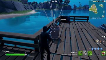 En sitios costeros y pegados al agua como embarcaderos solemos encontrar barriles de madera que albergan cañas de pescar y material de pesca