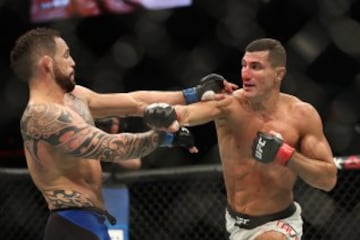 Los golpes más brutales en los combates de la UFC