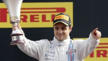 Felipe Massa celebra su tercera posici&oacute;n en el GP de Italia.