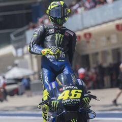 Rossi: "Me gustaría salir bien y estar cerca de Márquez"