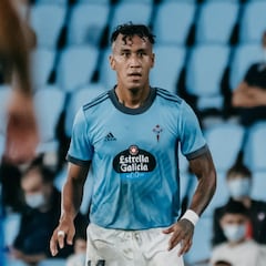 El Celta juega al escondite con la lesión de Renato Tapia
