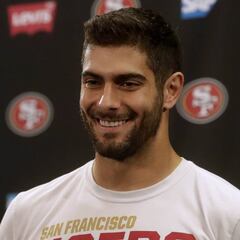 Garoppolo trata de emular a Brady de cara al Super Bowl