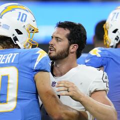 Chargers le quitan el invicto a los Raiders y toman el liderato de la AFC Oeste