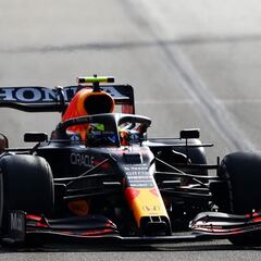 Checo Pérez gana en Bakú; su segunda victoria en Fórmula 1