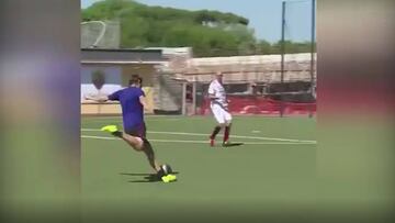 Francesco Totti demuestra que sus pies todavía tienen mágia