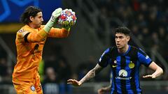 Why are Inter players wearing black armbands against Atlético Madrid in the Champions League?