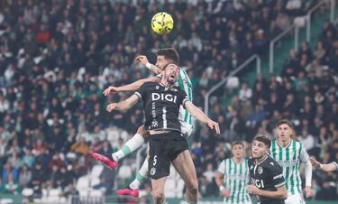 El Córdoba toma impulso a costa del Burgos