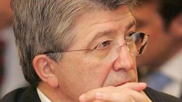 Cerezo: "Espero que Quique esté para sentarse ante el Depor"