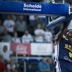 El UCAM Murcia no falla: quinta victoria seguida en la Champions