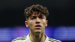 ¿Crees que Arbeloa pondrá de titular a Thiago, o dará minutos a Palacios? Debate en directo con AS: ¡Manda tu pregunta u opinión!