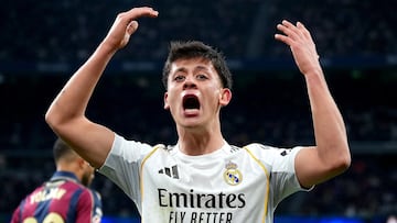 Arenga de Arda Güler a los aficionados presentes en el Santiago Bernabéu.