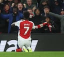 Saka lidera al Arsenal de Arteta en Premier League