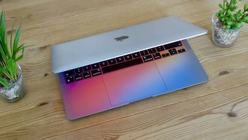 Tu MacBook no se bloqueará más al conectar un dispositivo por USB C