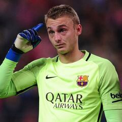 Tres de los porteros más caros de la historia salen de España