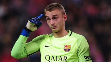 Jasper Cillessen durante un partido con el Barcelona.