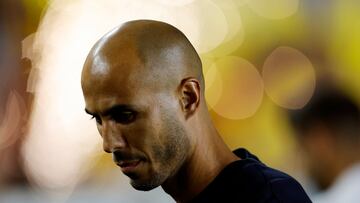 Soccer Football - Liga MX - Tigres UANL v Monterrey - Estadio Universitario, Monterrey, Mexico - March 7, 2026 Tigres UANL coach Guido Pizarro before the start of the match REUTERS/Daniel Becerril