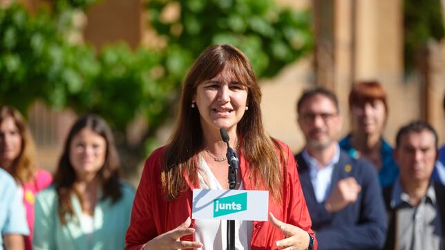Agreden a Laura Borràs durante un acto electoral de Junts